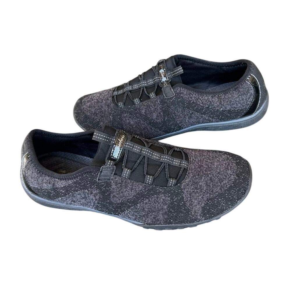 Skechers Women's Breathe-Easy-Opportuknity Sneaker Size 10 Grey Black Shoes